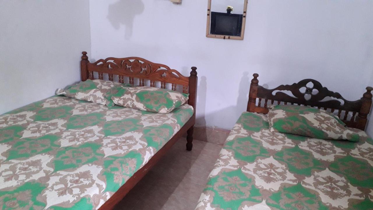 Kunam Beach Rest Inn Batticaloa Bagian luar foto
