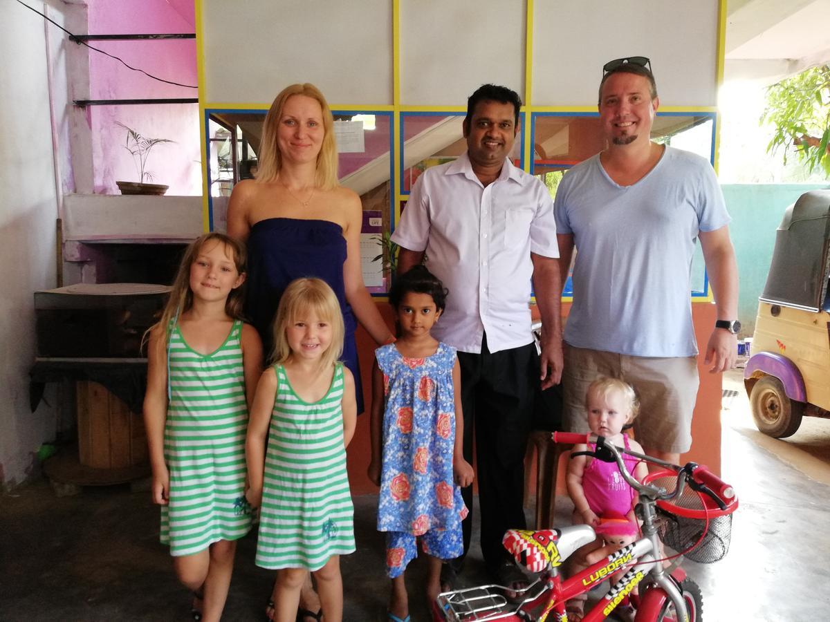 Kunam Beach Rest Inn Batticaloa Bagian luar foto