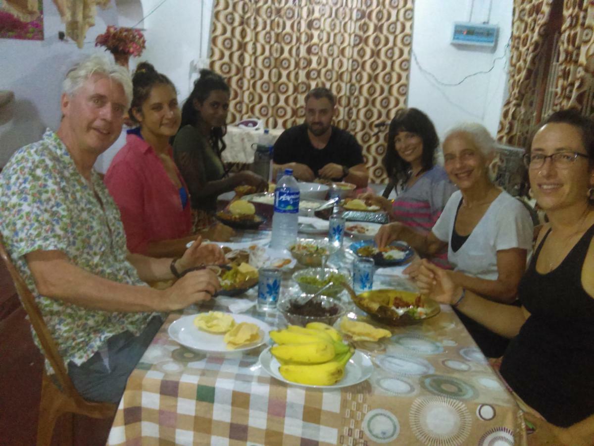 Kunam Beach Rest Inn Batticaloa Bagian luar foto